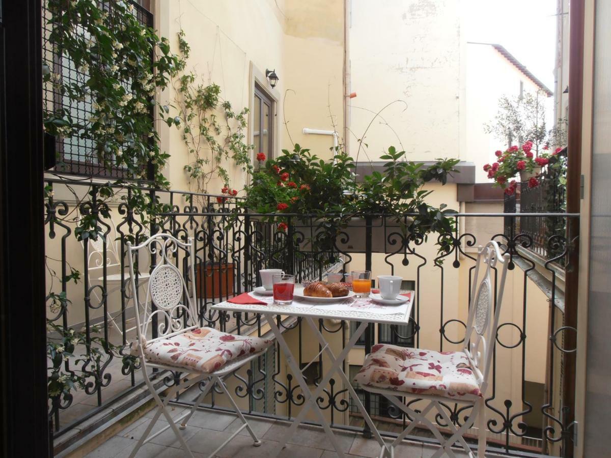 Boutique Torre De' Conti Bed and breakfast 2*
